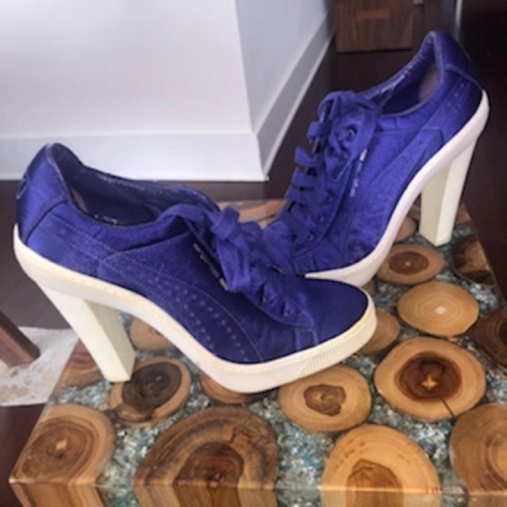 Sergio Rossi Pumas